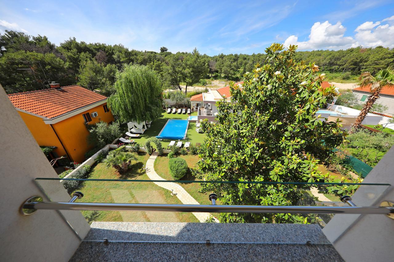 Apartments Mirakul Zadar Exterior foto